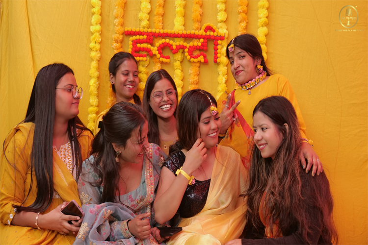 affordable wedding photographers in Delhi